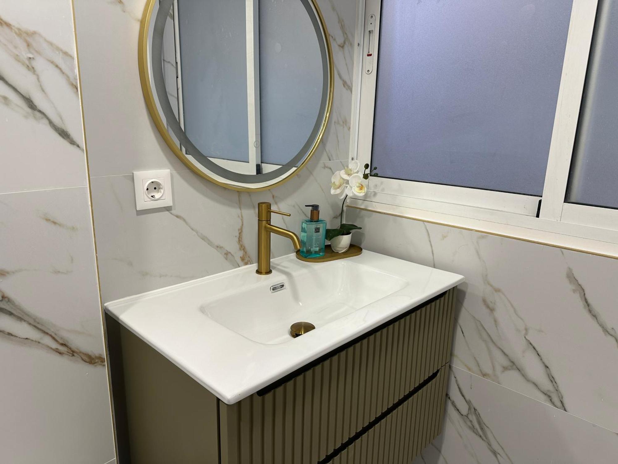 Rambla Flat 48 Apartment Alicante Bagian luar foto