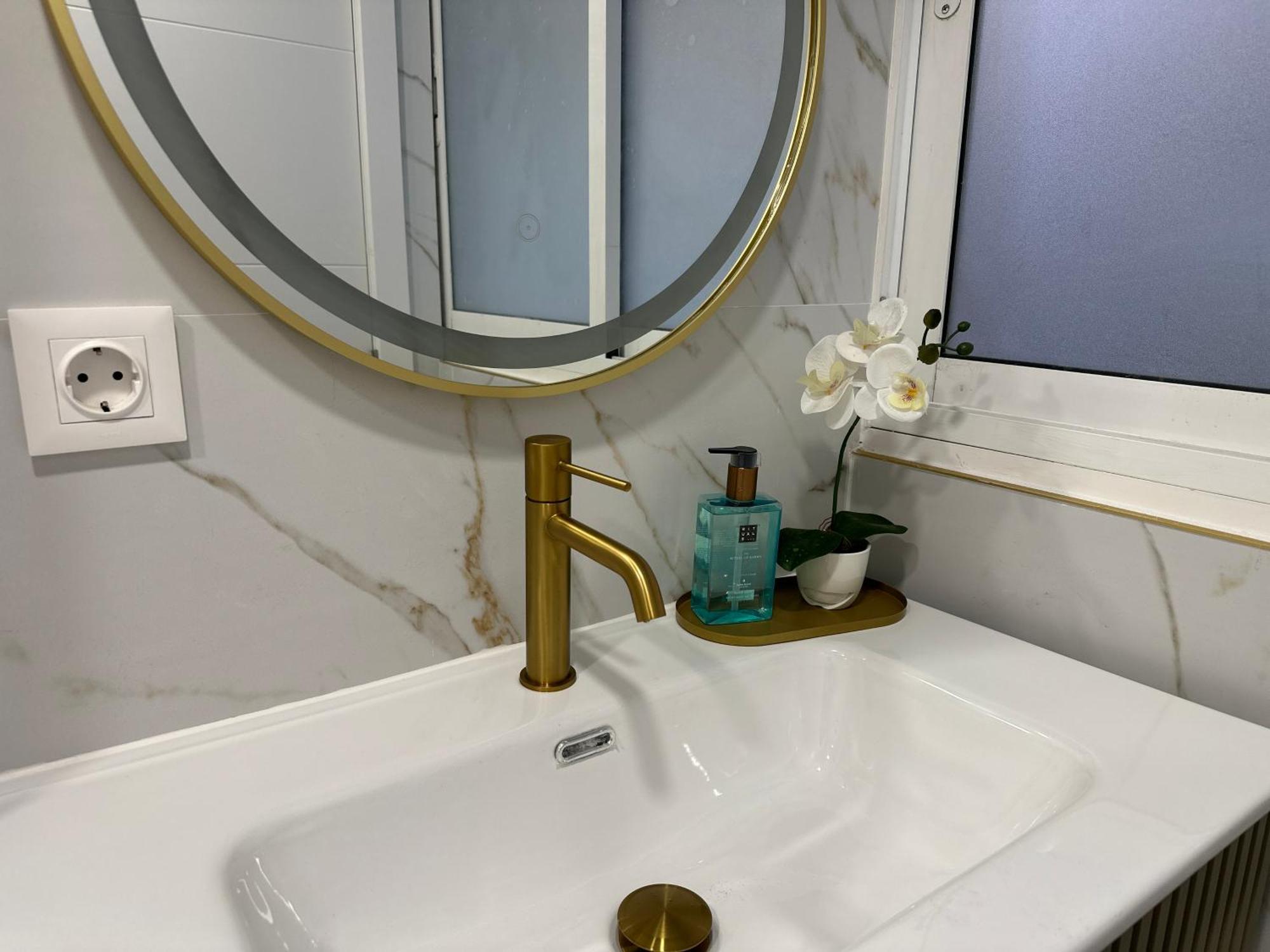 Rambla Flat 48 Apartment Alicante Bagian luar foto